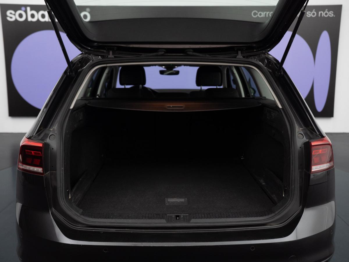 volkswagen-passat-variant-2022-diesel-1968cc