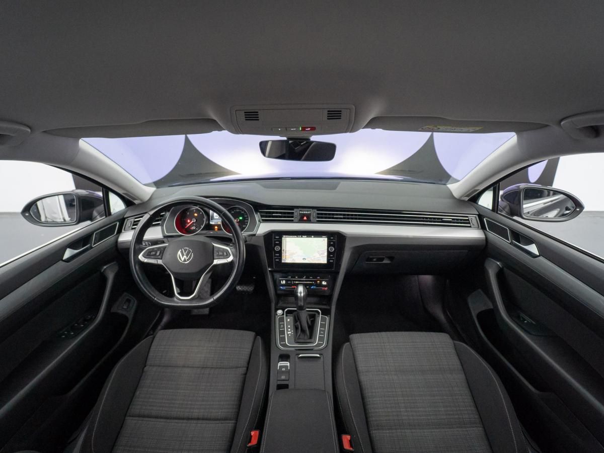 volkswagen-passat-variant-2022-diesel-1968cc