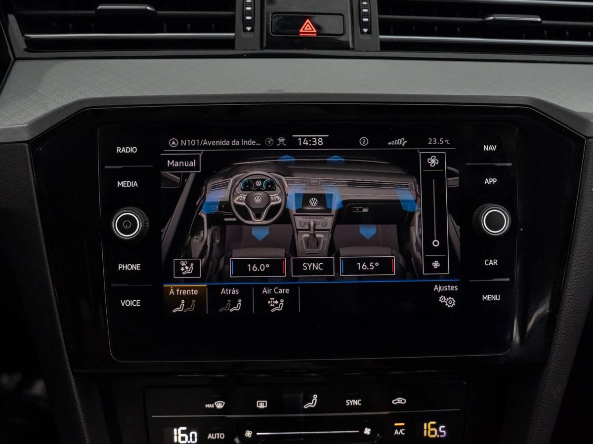 volkswagen-passat-variant-2022-diesel-1968cc