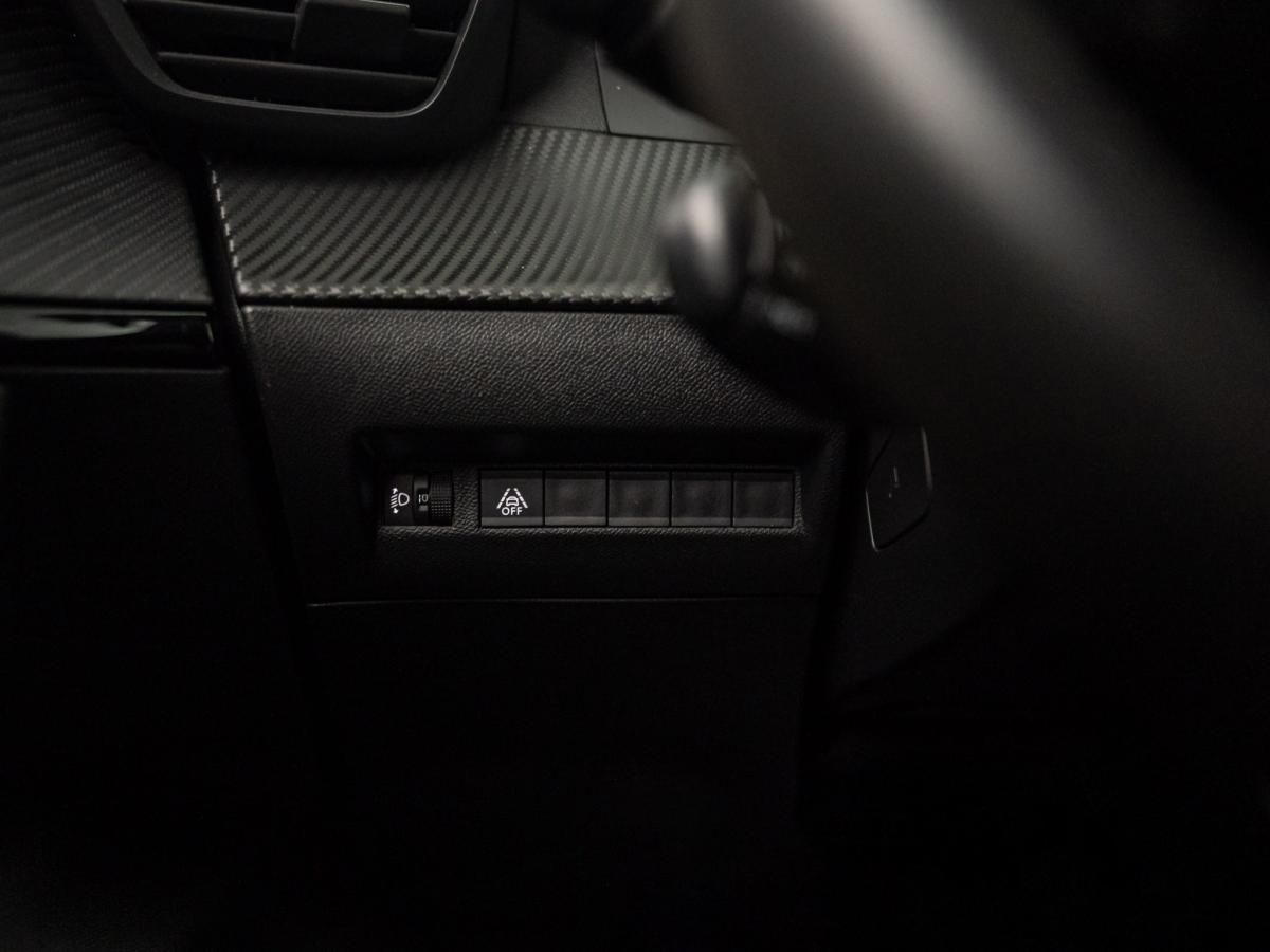 peugeot-2008-2022-eletrico-0cc