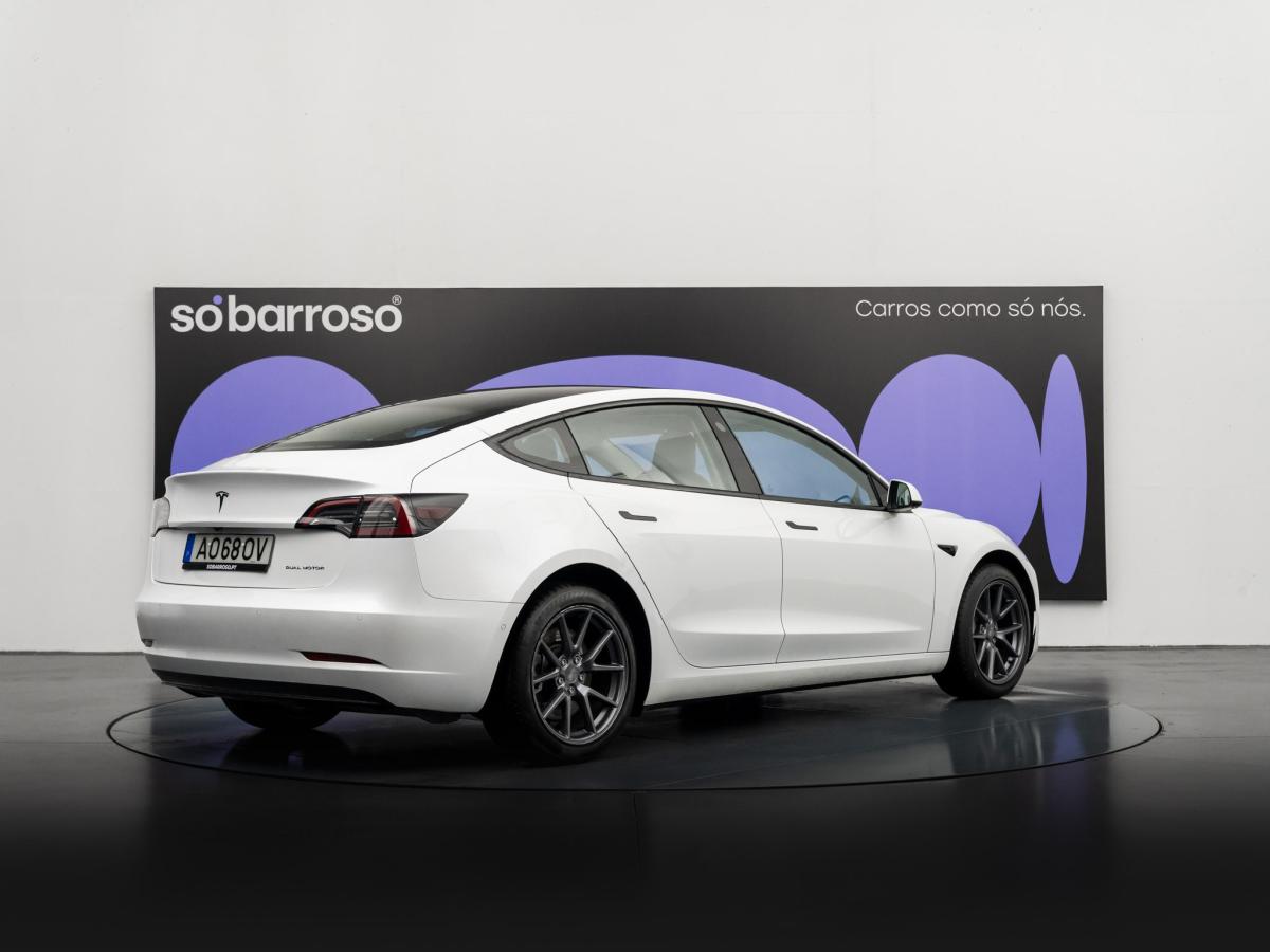 tesla-model-3-2022-eletrico-0cc