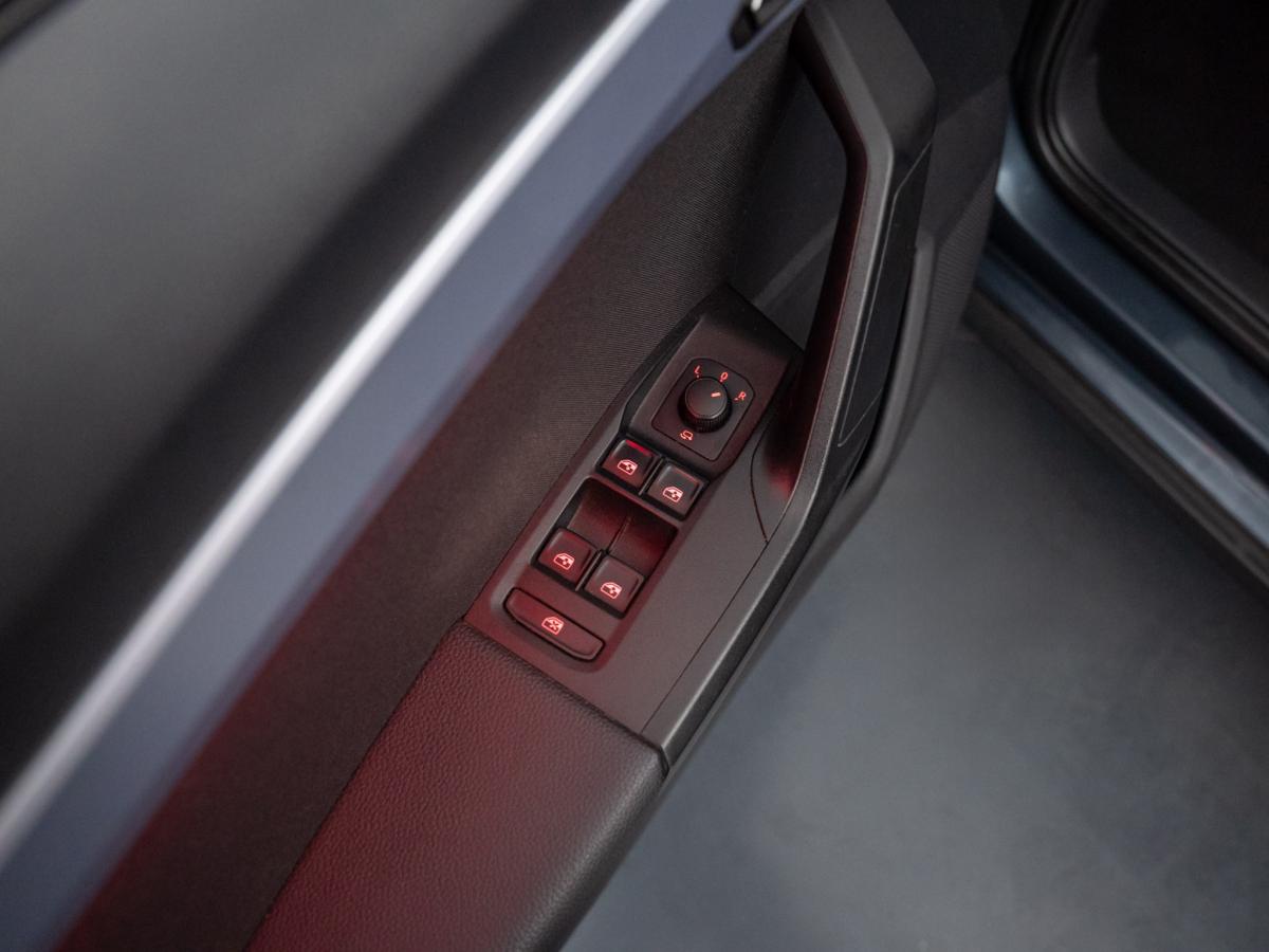 seat-arona-2023-gasolina-999cc