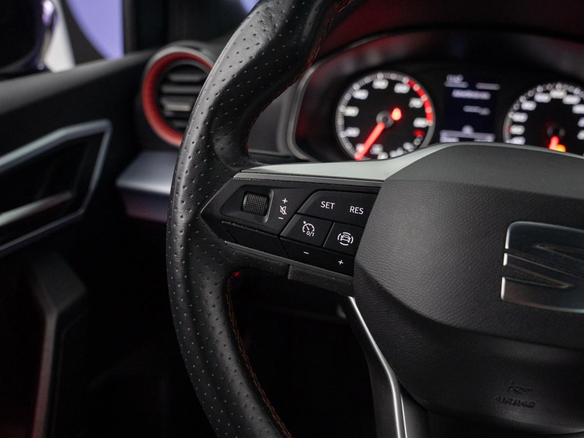seat-arona-2023-gasolina-999cc