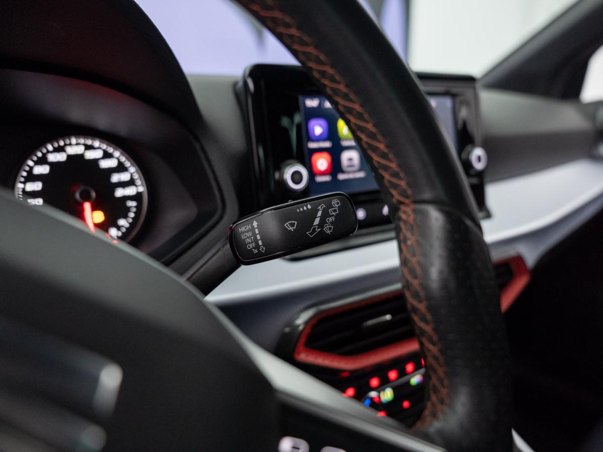seat-arona-2023-gasolina-999cc