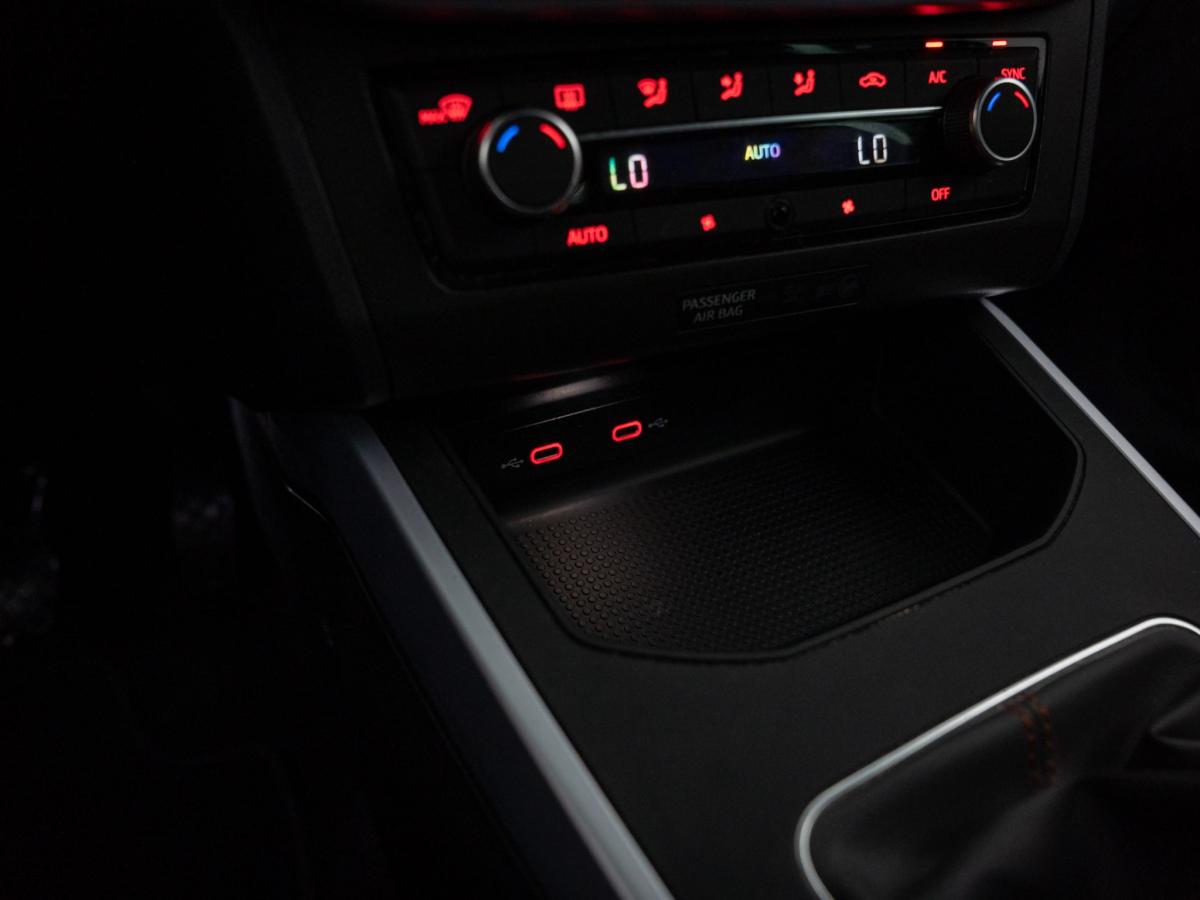 seat-arona-2023-gasolina-999cc