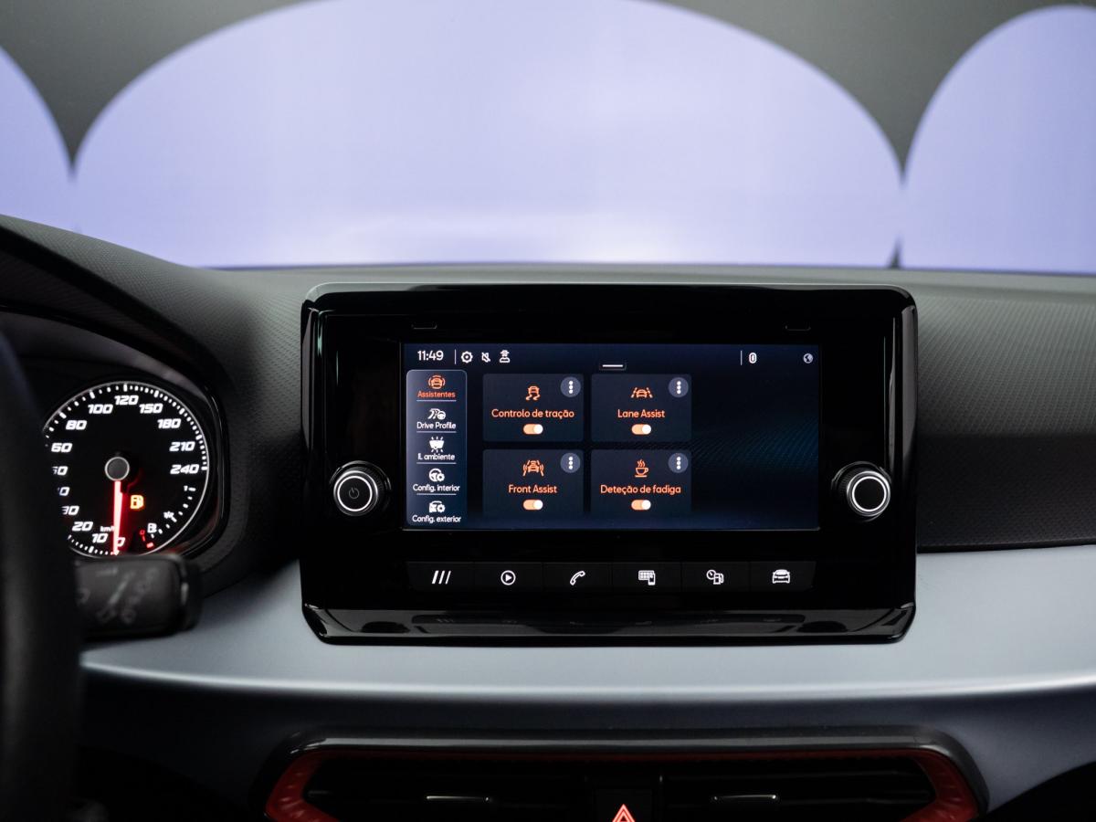 seat-arona-2023-gasolina-999cc