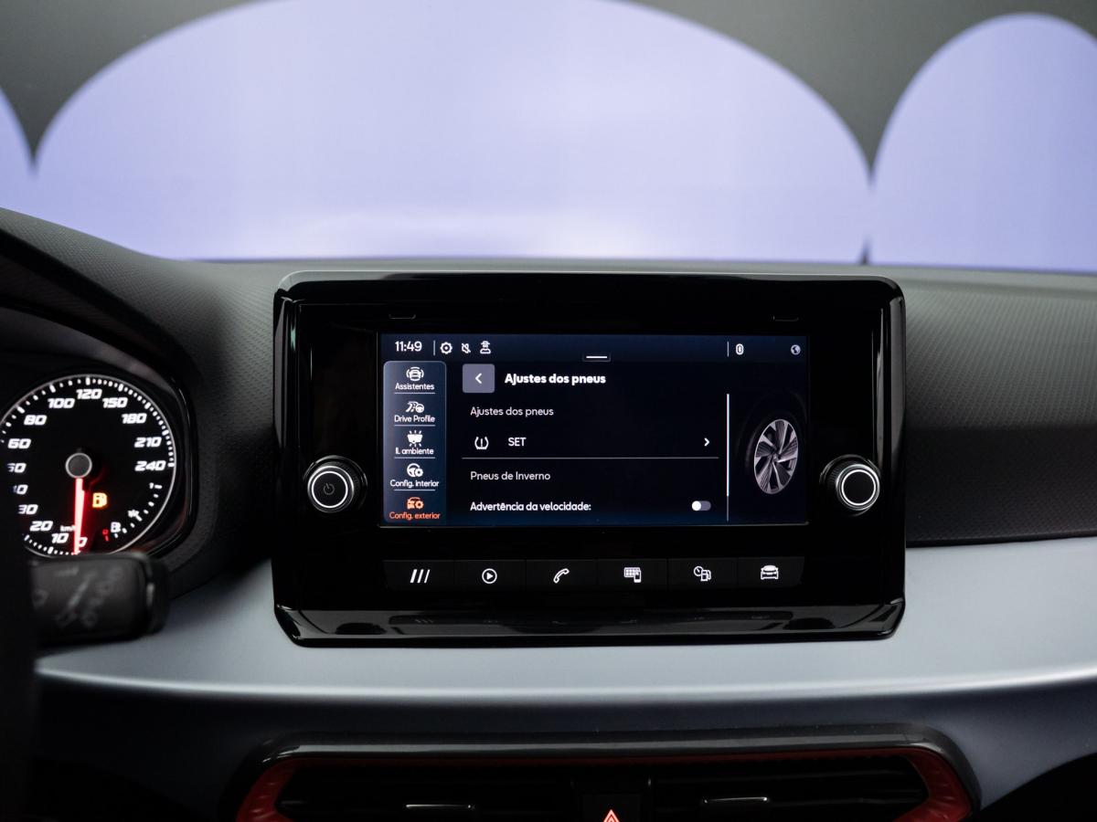 seat-arona-2023-gasolina-999cc