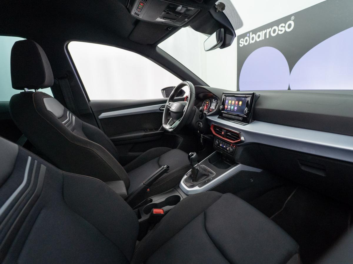 seat-arona-2023-gasolina-999cc