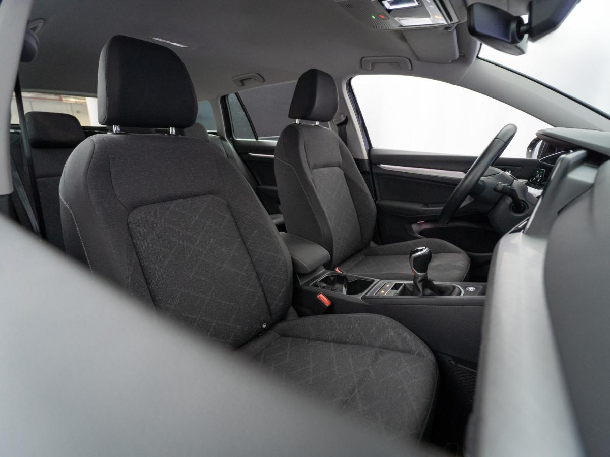 volkswagen-golf-variant-2022-gasolina-1498cc