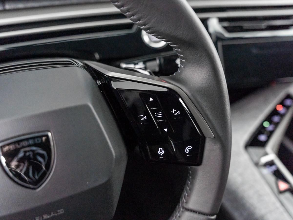 peugeot-3008-2025-hibrido-a-gasolina-1199cc