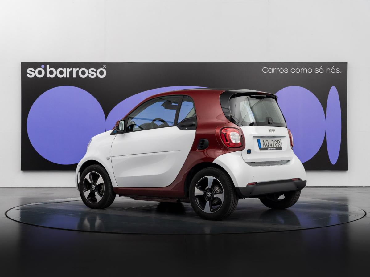 smart-fortwocoupe-2022-eletrico-500cc