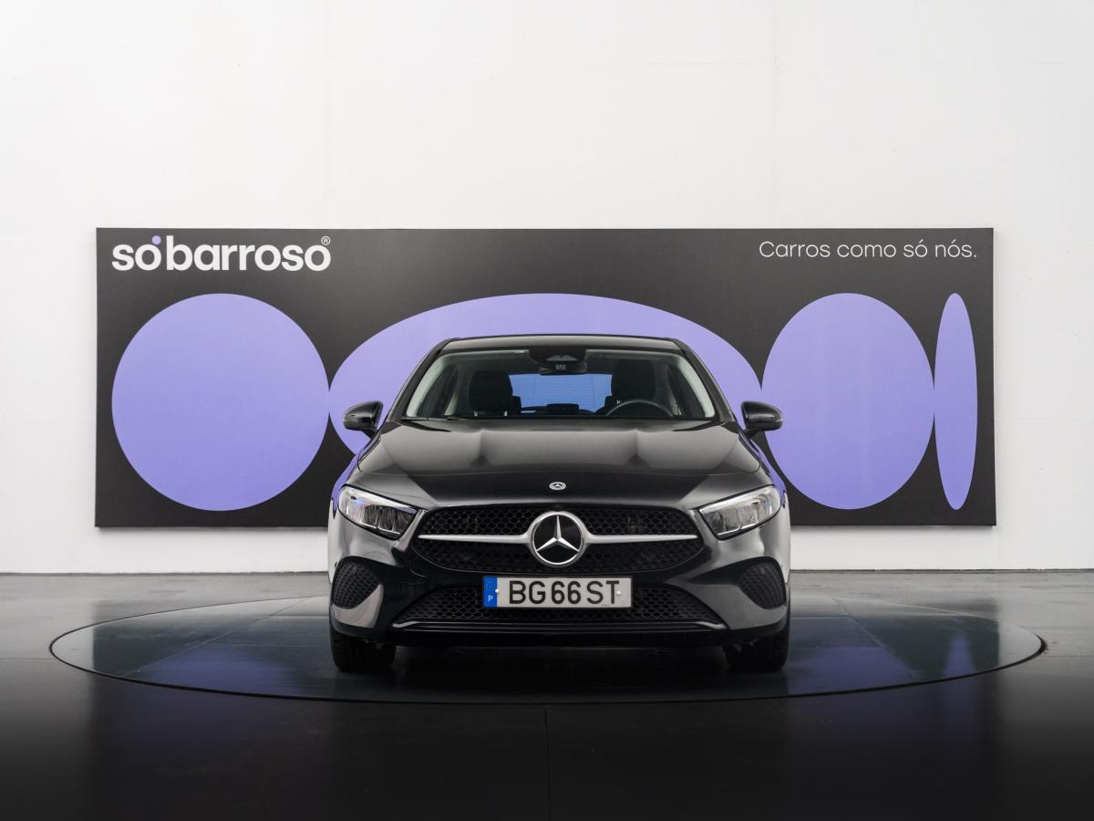 mercedes-benz-classe-a-2024-hibrido-a-gasolina-1332cc