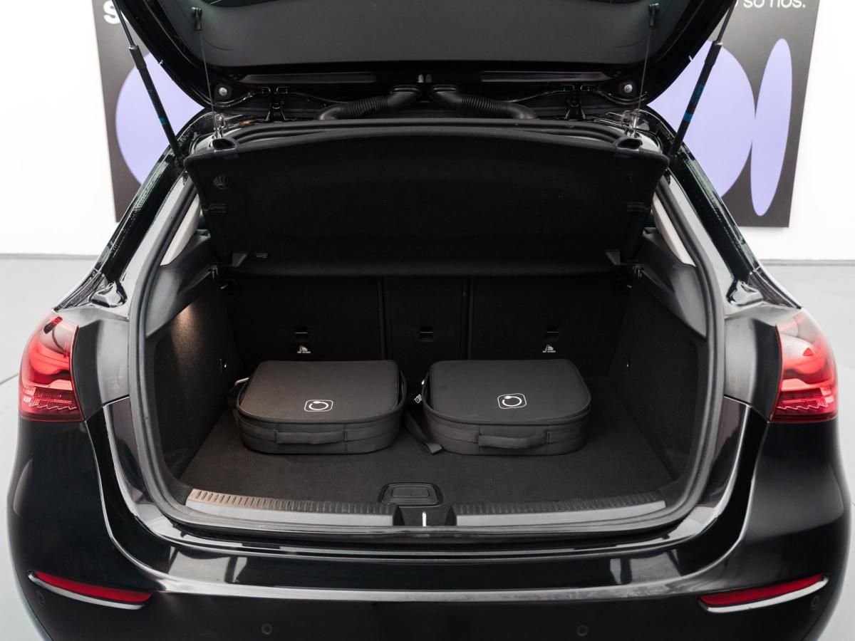 mercedes-benz-classe-a-2024-hibrido-a-gasolina-1332cc