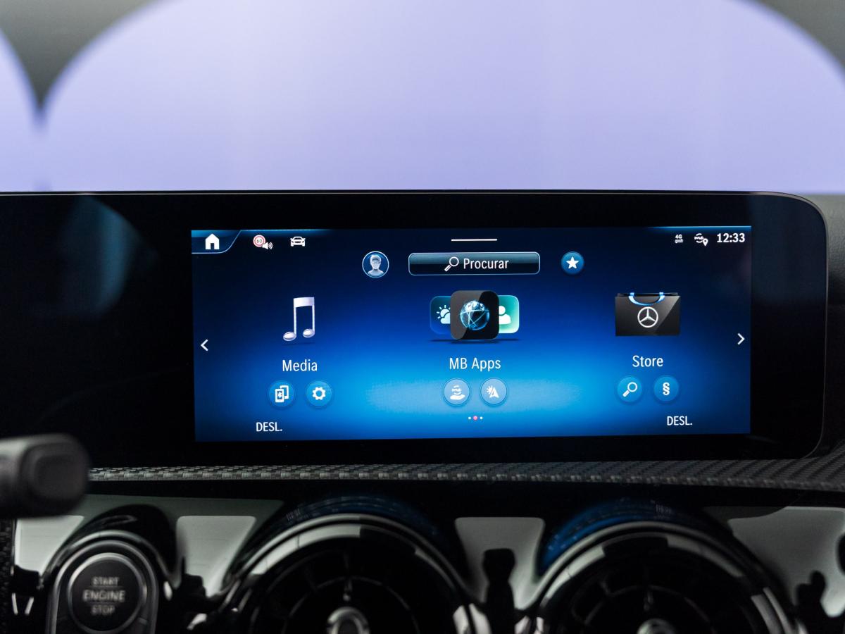 mercedes-benz-classe-a-2024-hibrido-a-gasolina-1332cc
