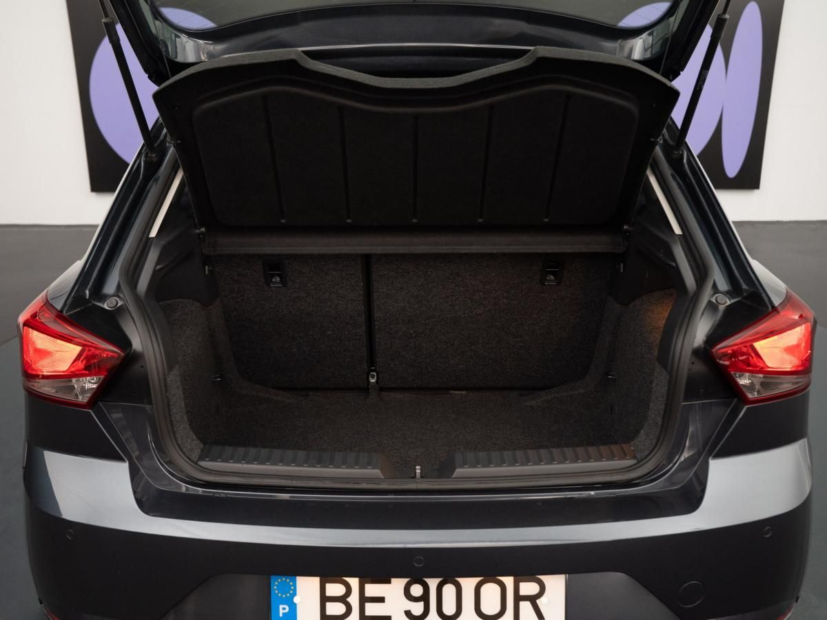 seat-ibiza-2023-gasolina-999cc