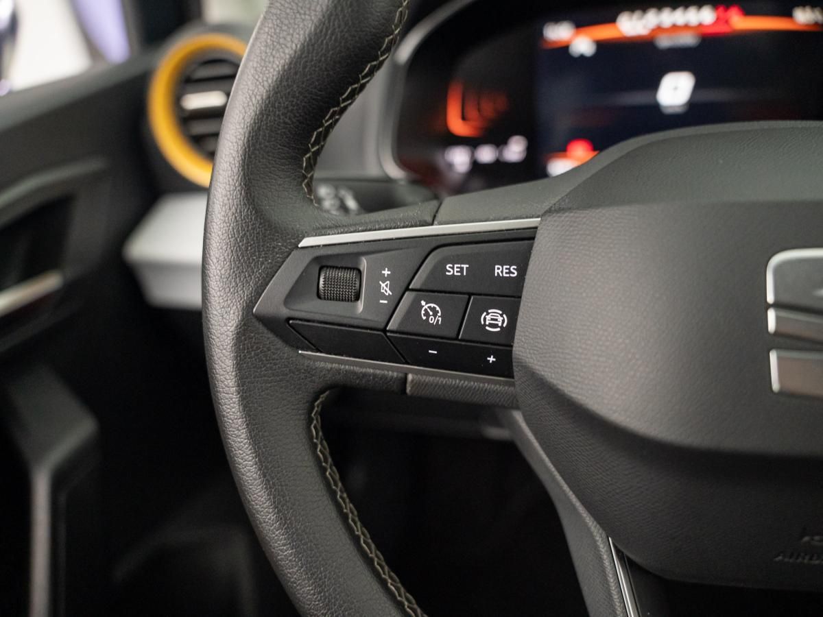 seat-ibiza-2023-gasolina-999cc