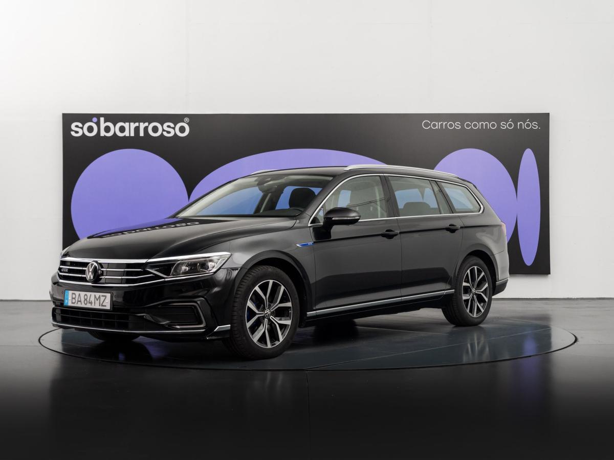 volkswagen-passat-variant-2023-hibrido-a-gasolina-1395cc