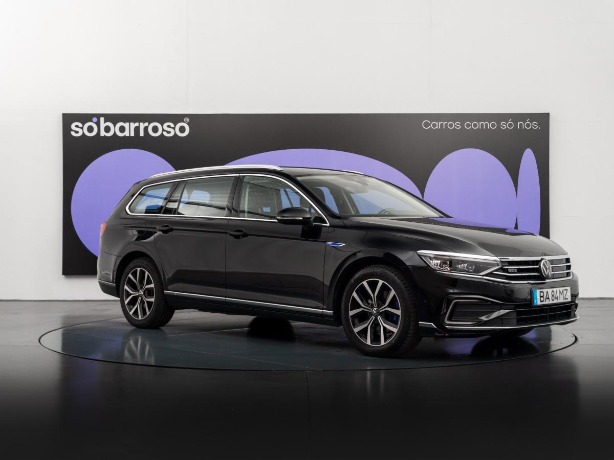 volkswagen-passat-variant-2023-hibrido-a-gasolina-1395cc