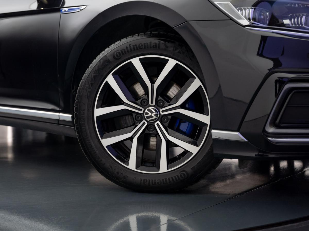 volkswagen-passat-variant-2023-hibrido-a-gasolina-1395cc