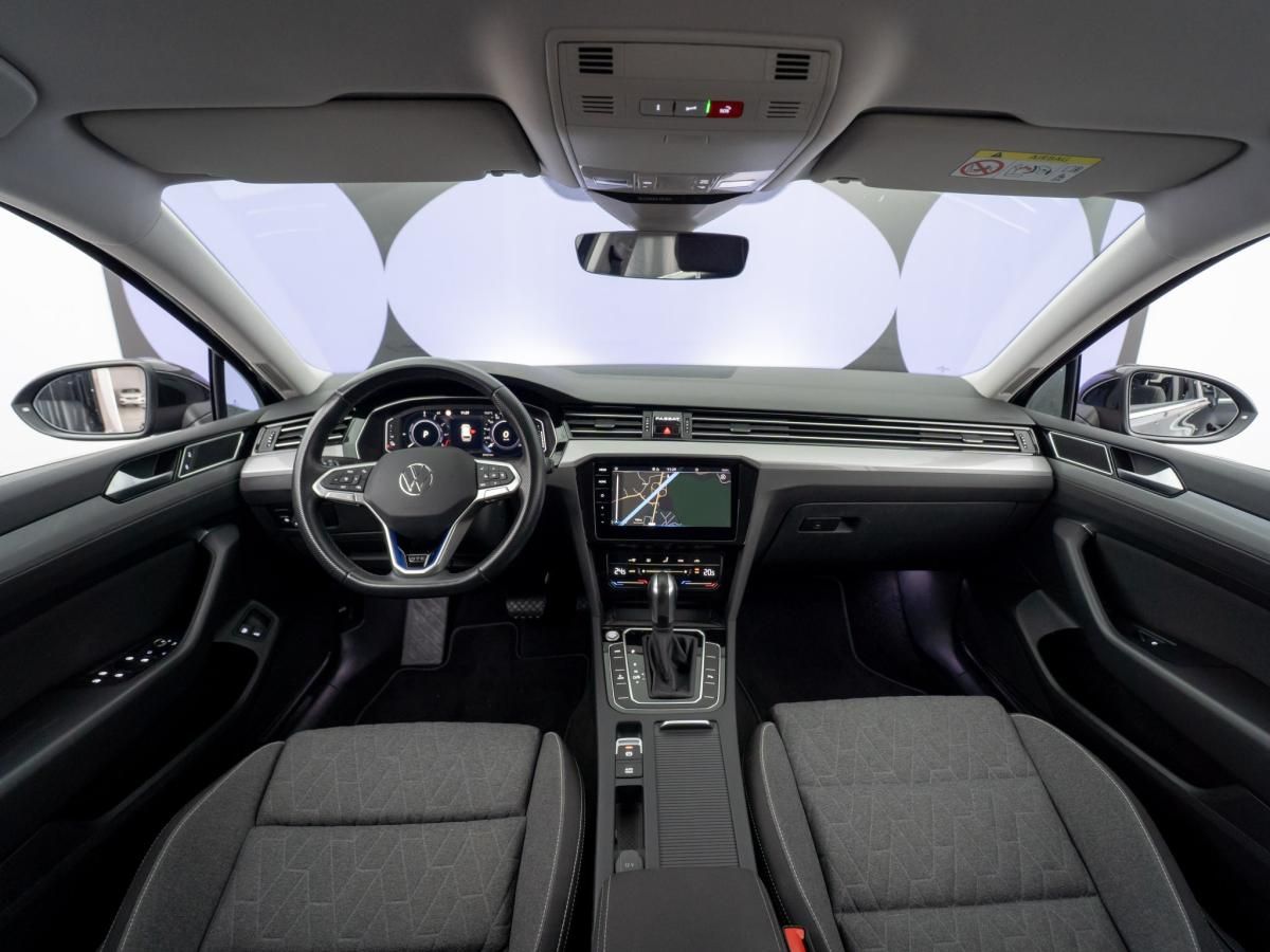 volkswagen-passat-variant-2023-hibrido-a-gasolina-1395cc