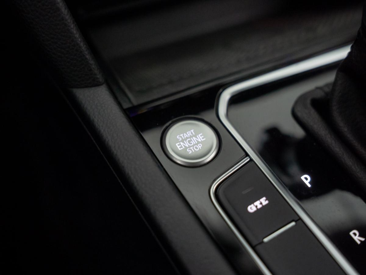 volkswagen-passat-variant-2023-hibrido-a-gasolina-1395cc