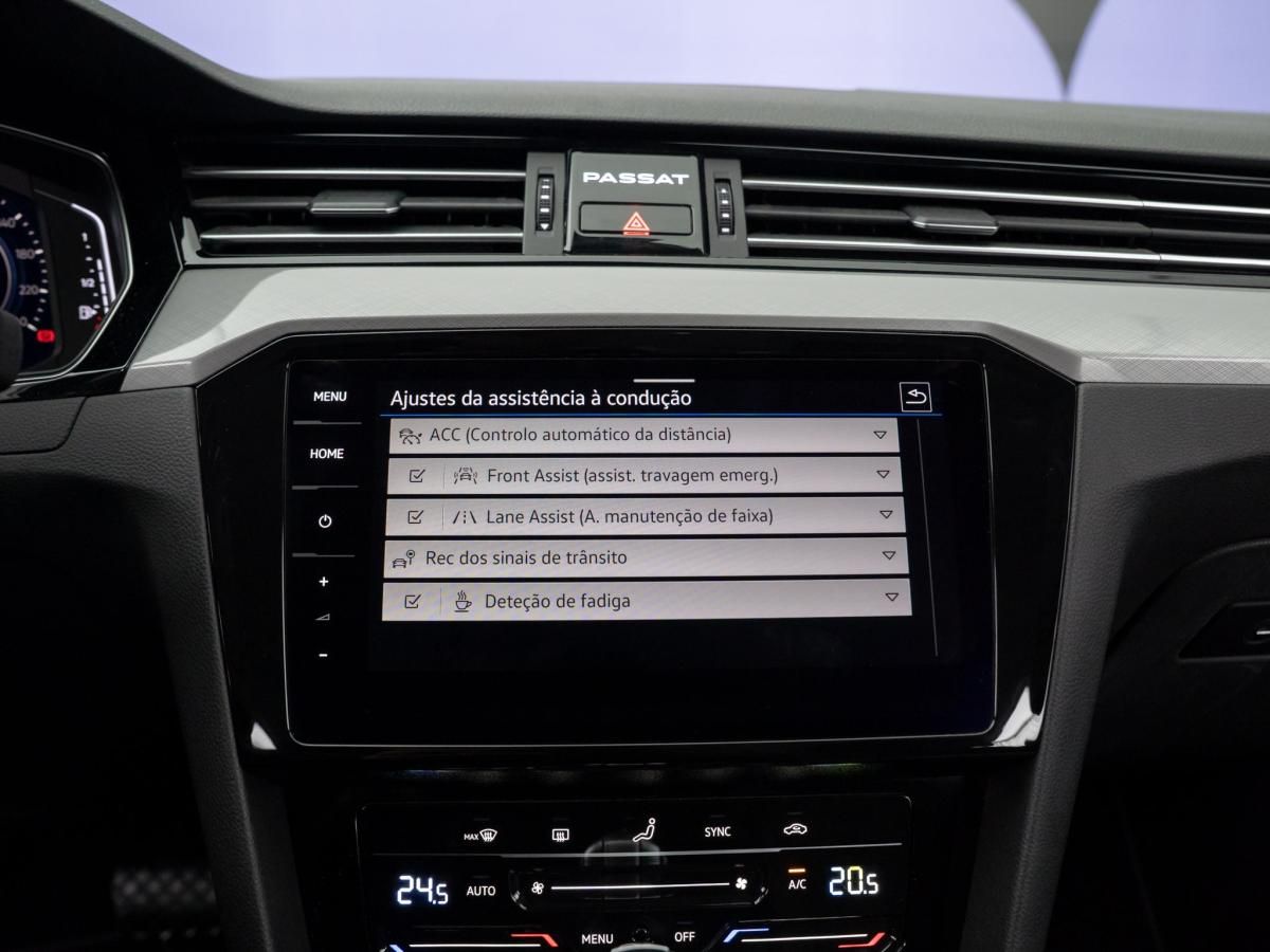 volkswagen-passat-variant-2023-hibrido-a-gasolina-1395cc