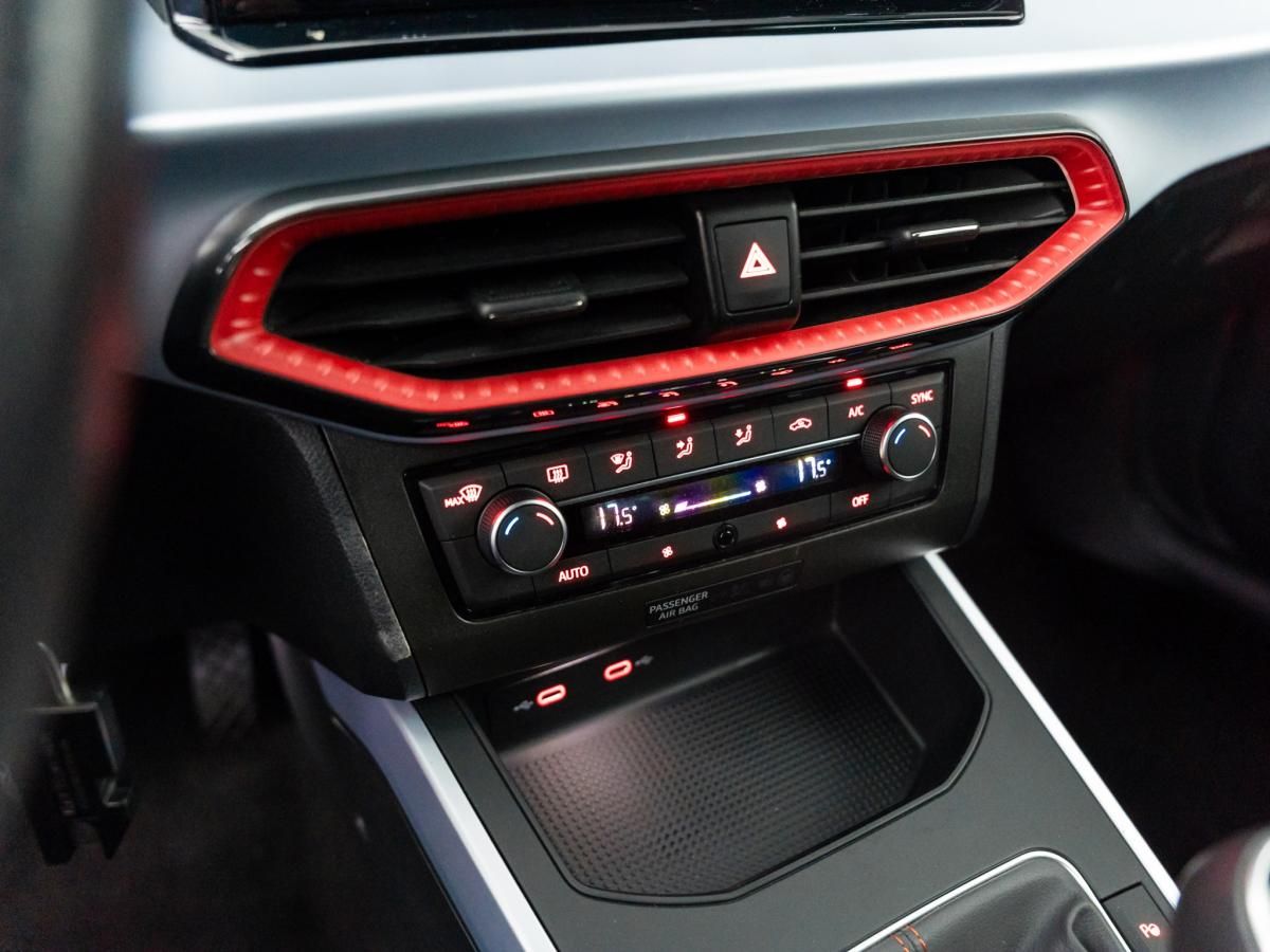 seat-arona-2023-gasolina-999cc