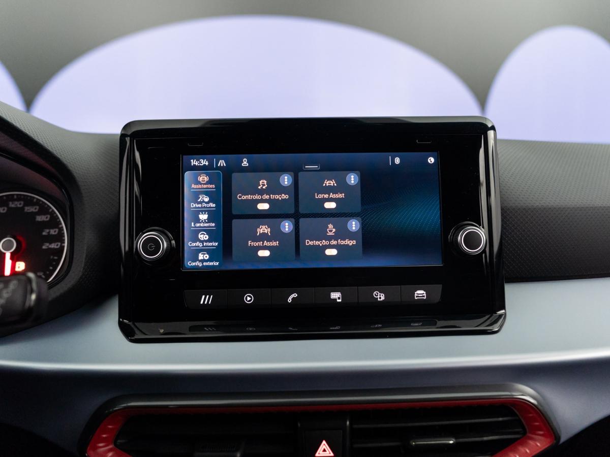 seat-arona-2023-gasolina-999cc