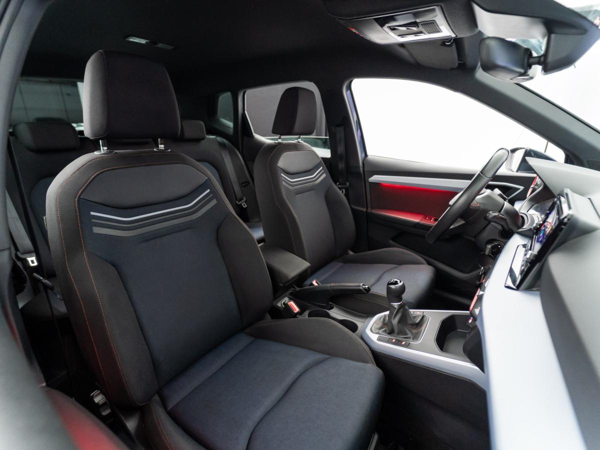seat-arona-2023-gasolina-999cc