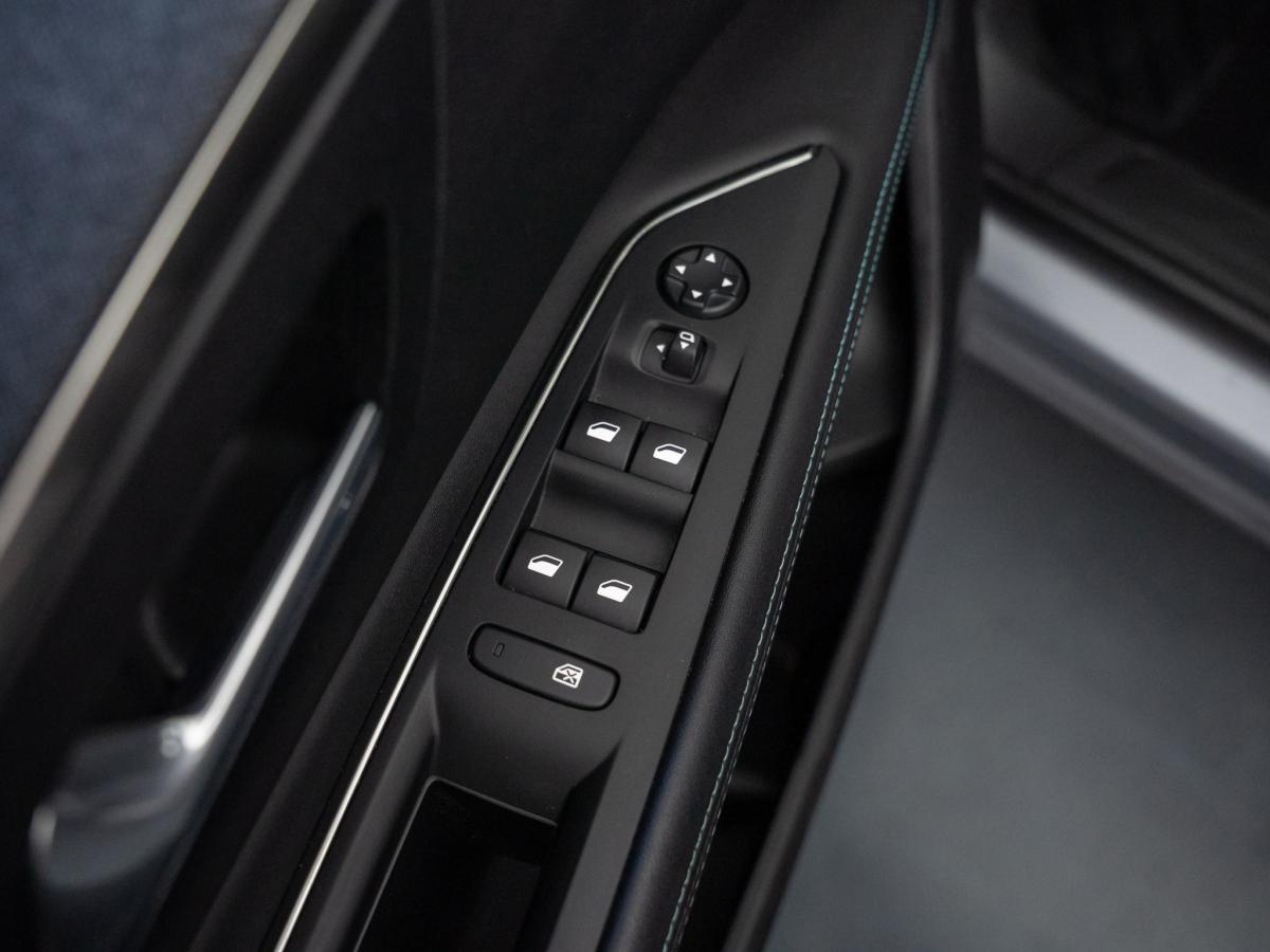 peugeot-3008-2022-diesel-1499cc