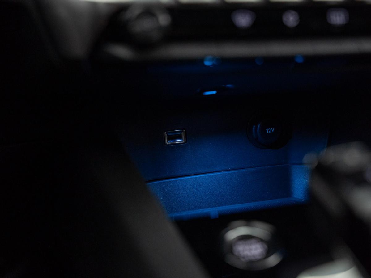 peugeot-3008-2022-diesel-1499cc