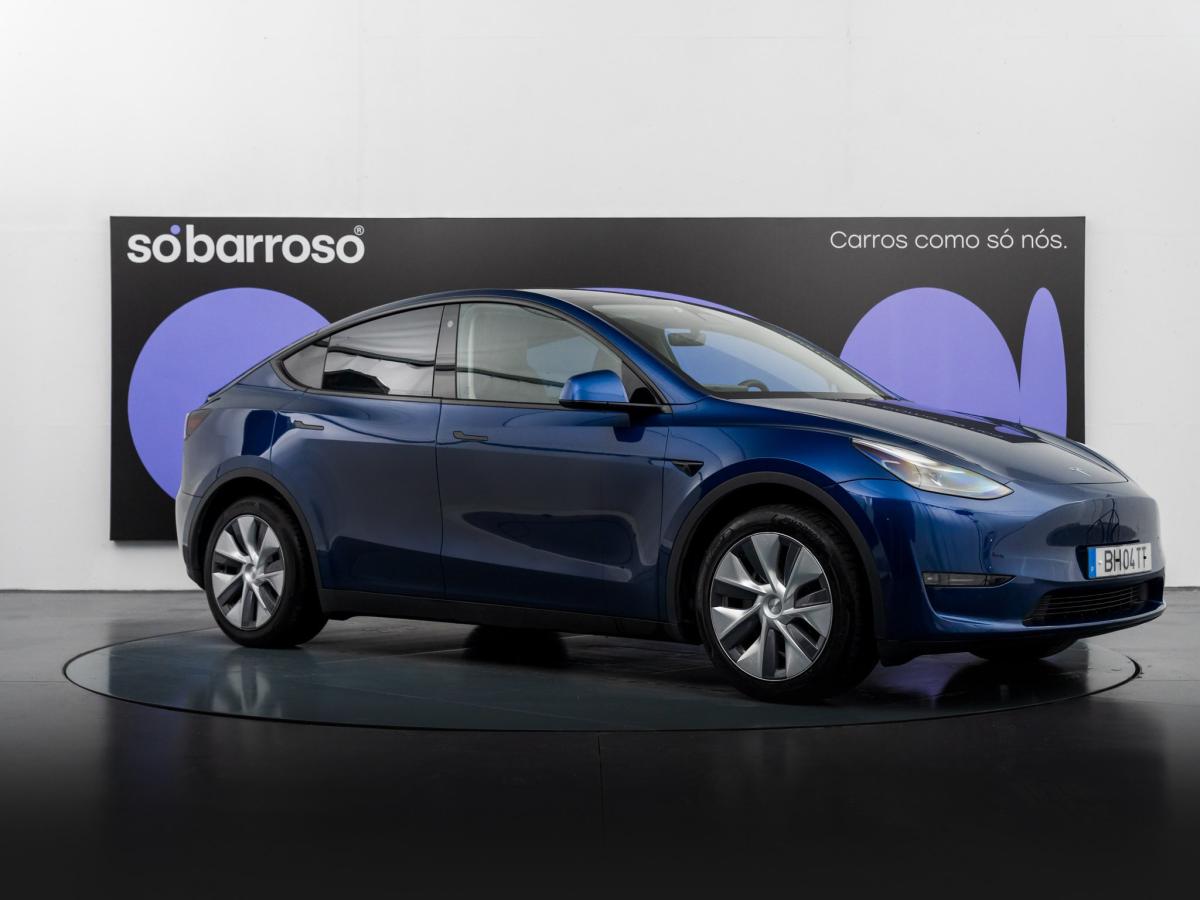 tesla-model-y-2024-eletrico-500cc