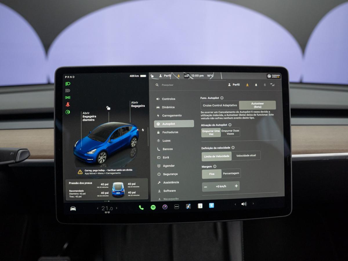 tesla-model-y-2024-eletrico-500cc