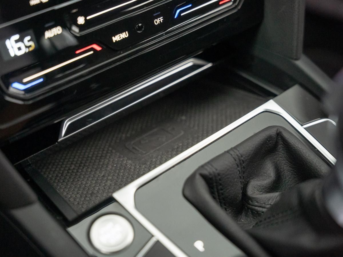 volkswagen-arteon-2023-hibrido-a-gasolina-1395cc