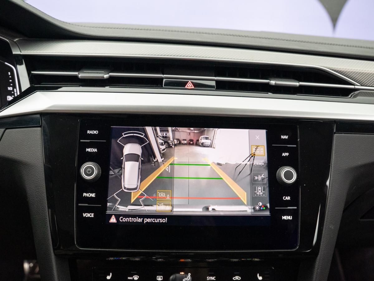 volkswagen-arteon-2023-hibrido-a-gasolina-1395cc