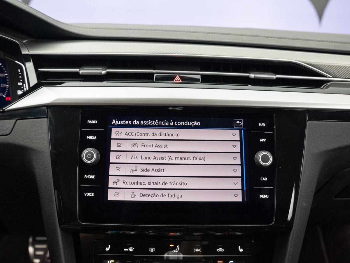 volkswagen-arteon-2023-hibrido-a-gasolina-1395cc