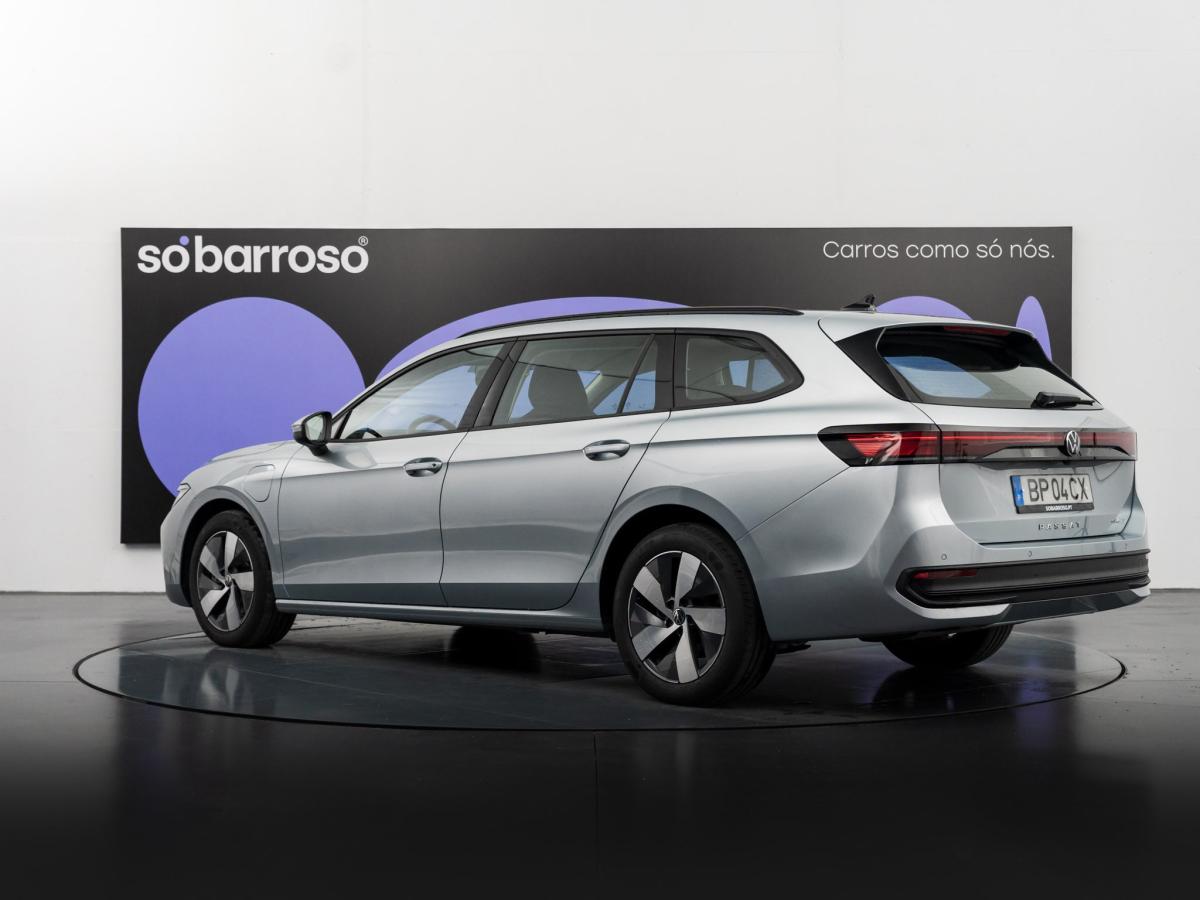 volkswagen-passat-variant-2024-hibrido-a-gasolina-1498cc