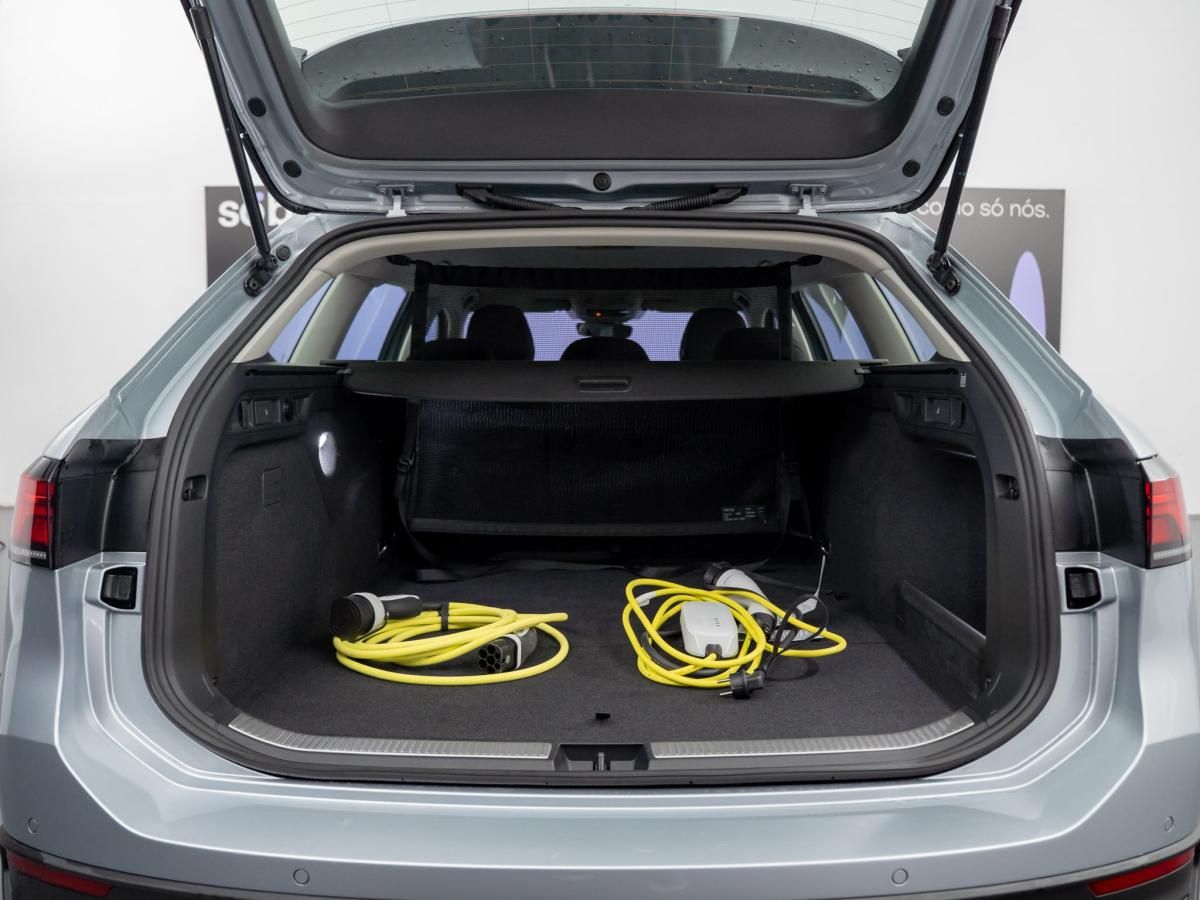 volkswagen-passat-variant-2024-hibrido-a-gasolina-1498cc