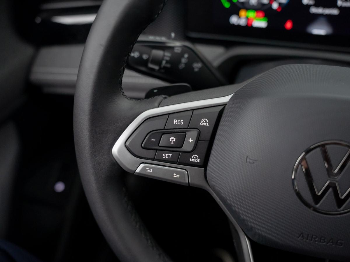 volkswagen-passat-variant-2024-hibrido-a-gasolina-1498cc