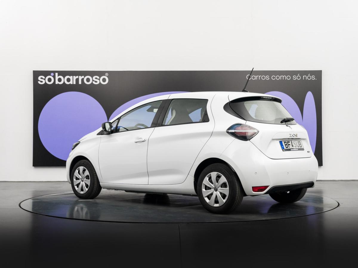 renault-zoe-2023-eletrico-500cc