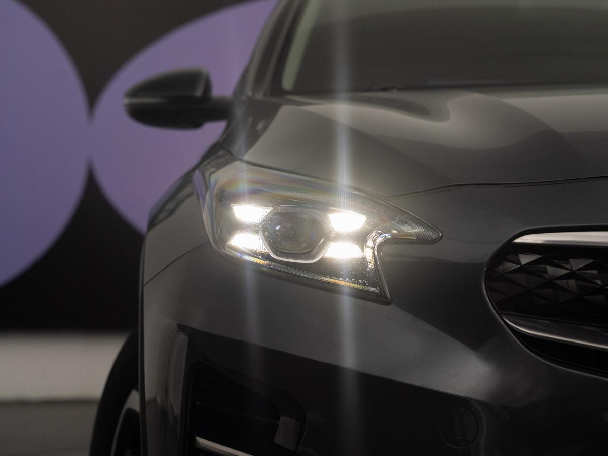 kia-xceed-2022-hibrido-a-gasolina-1580cc