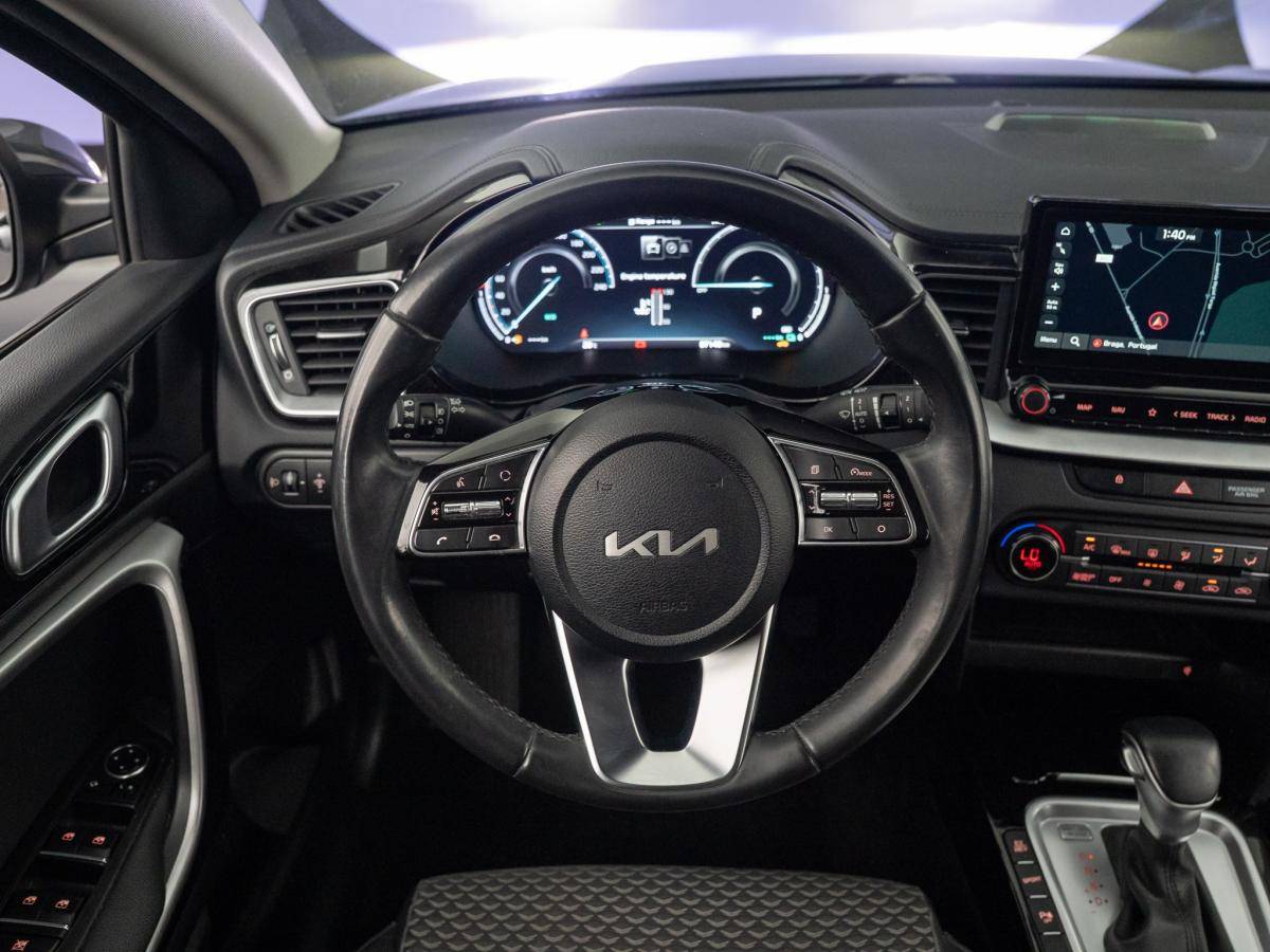 kia-xceed-2022-hibrido-a-gasolina-1580cc