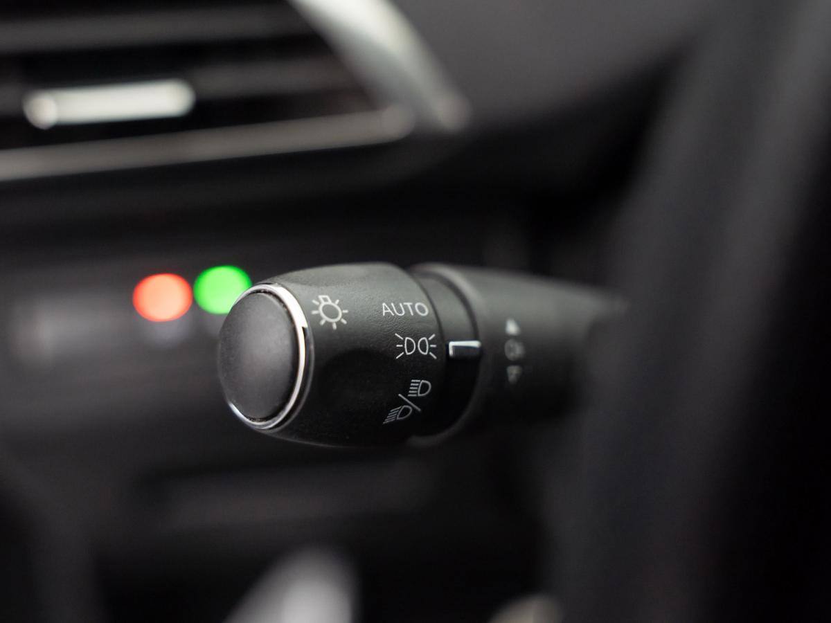 peugeot-3008-2021-hibrido-a-gasolina-1598cc