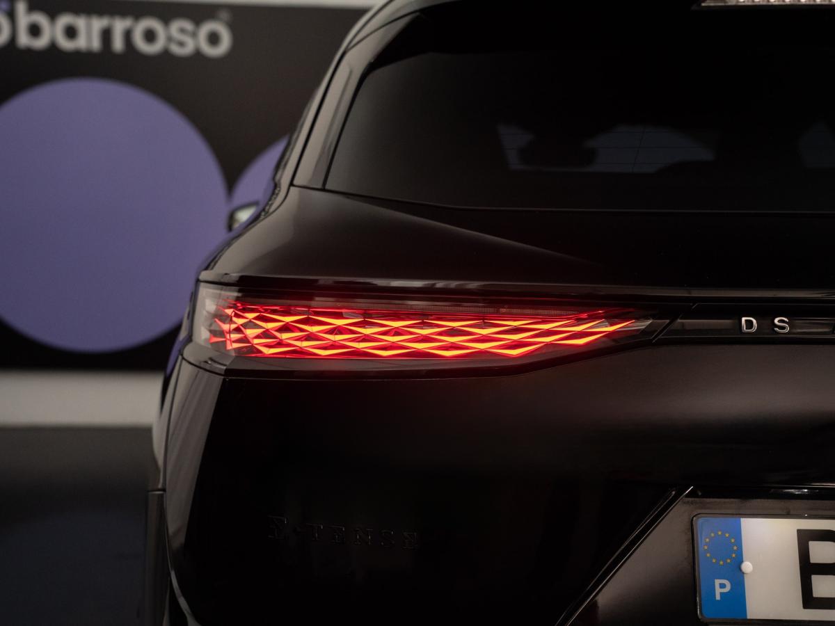 ds-ds-7-crossback-2024-hibrido-a-gasolina-1598cc