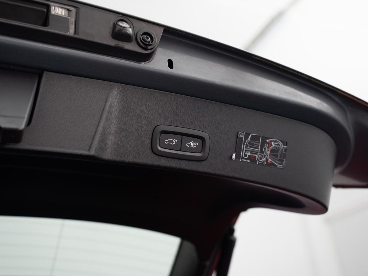 volvo-xc40-2021-hibrido-a-gasolina-1477cc