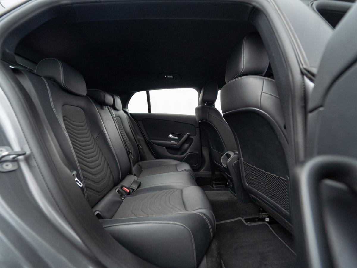 mercedes-benz-cla-2023-diesel-1950cc