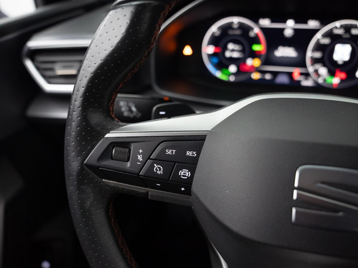 seat-leon-2021-hibrido-a-gasolina-1395cc