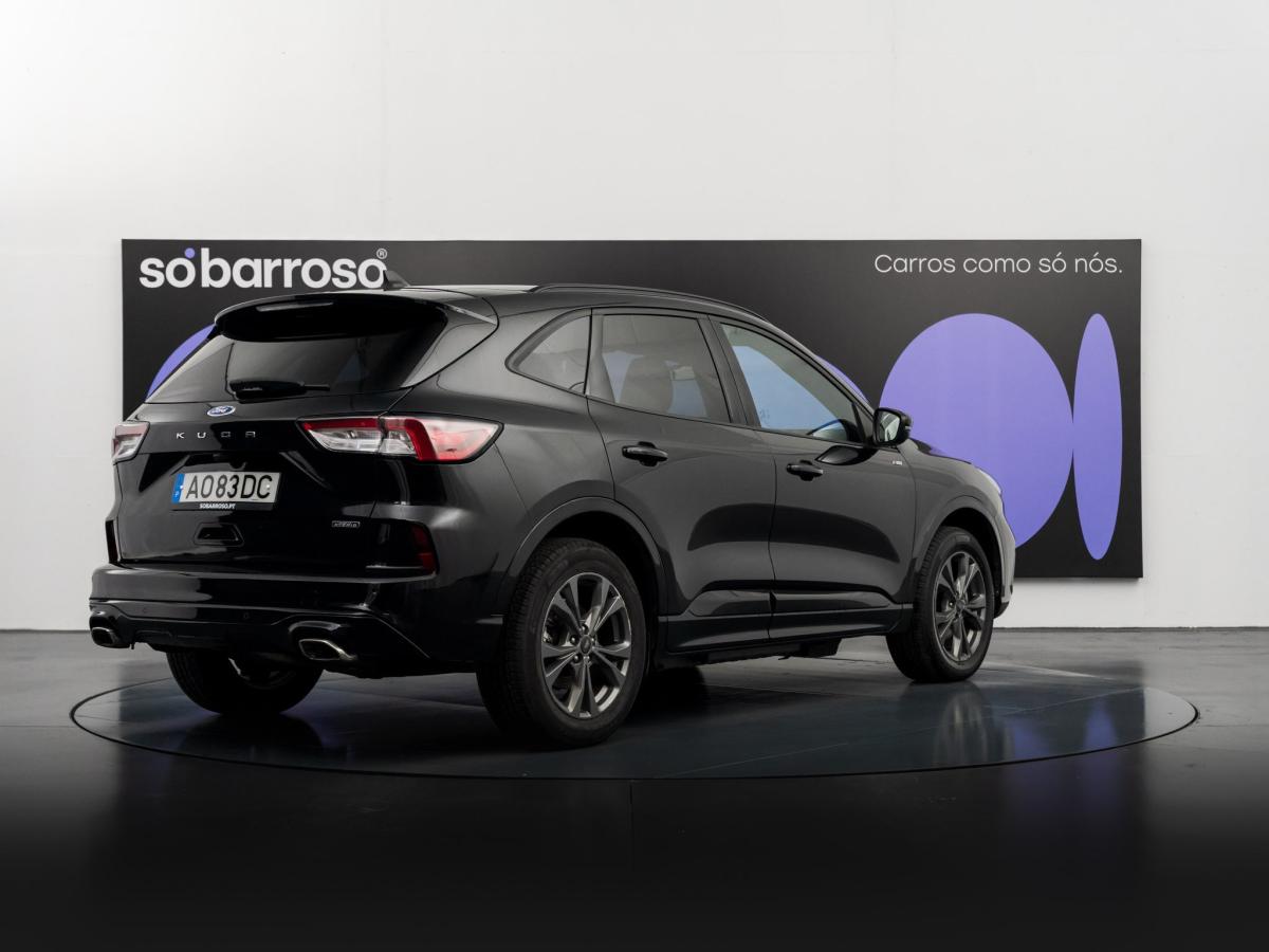 ford-kuga-2022-hibrido-a-gasolina-2488cc