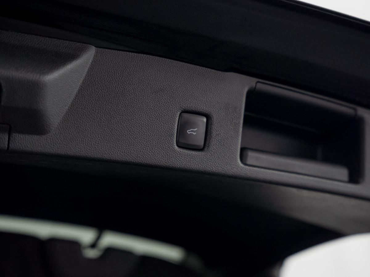 ford-kuga-2022-hibrido-a-gasolina-2488cc