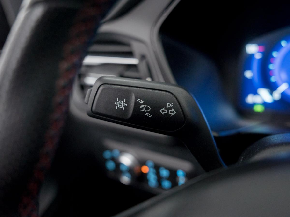 ford-kuga-2022-hibrido-a-gasolina-2488cc